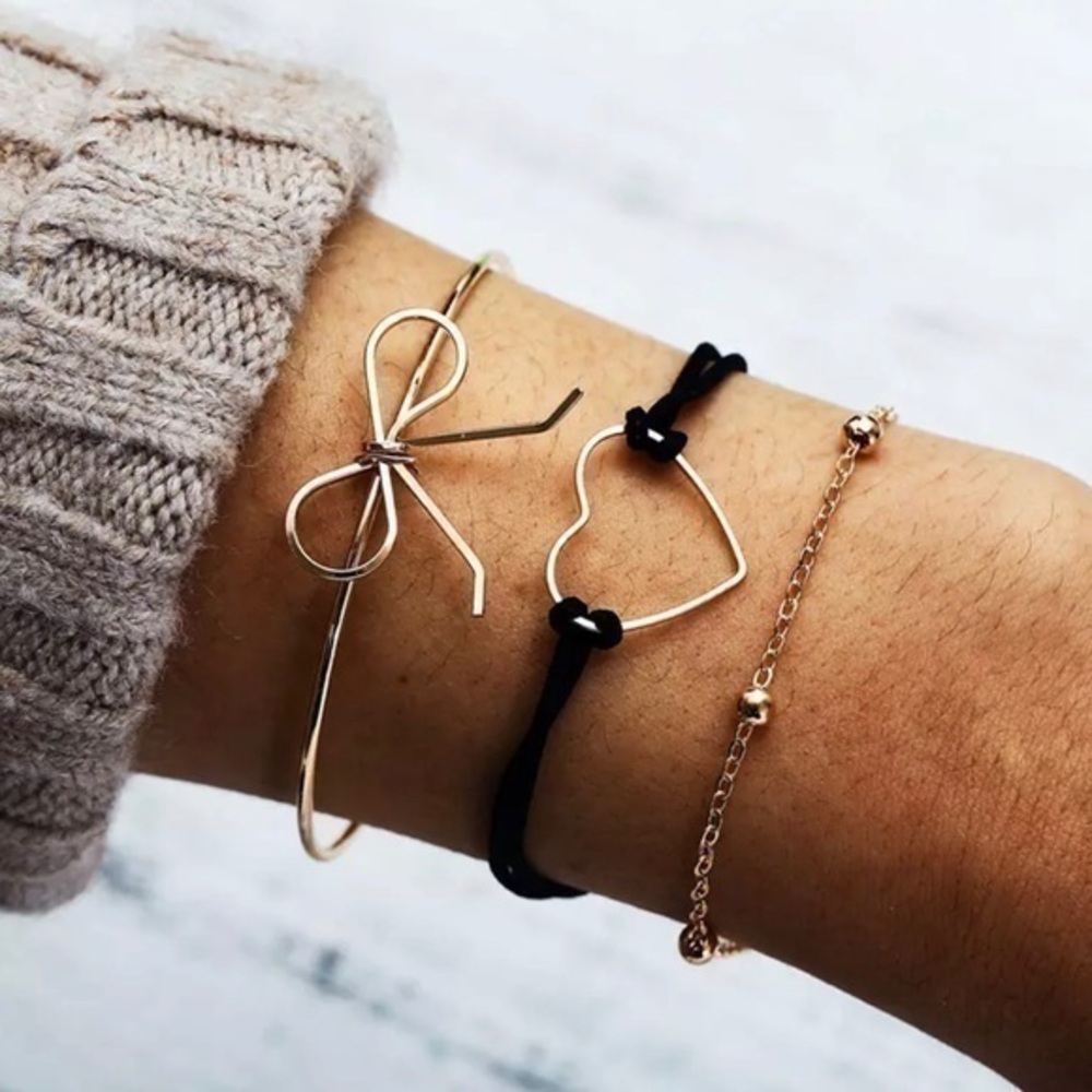 3/$30 💛 3pc Bracelet Set
